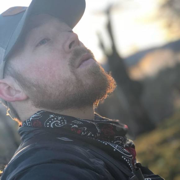 Meet your Posher, Taylor - Picture 1 of 1